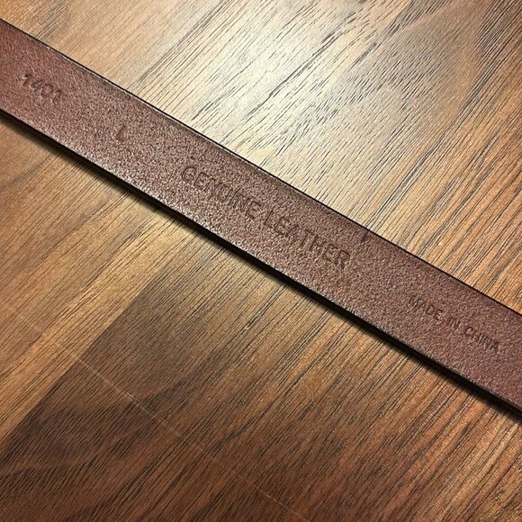 The Ritz Accessory Collection Brown Leather Belt with Gold Rectangle Buckle - L - Picture 4 of 7